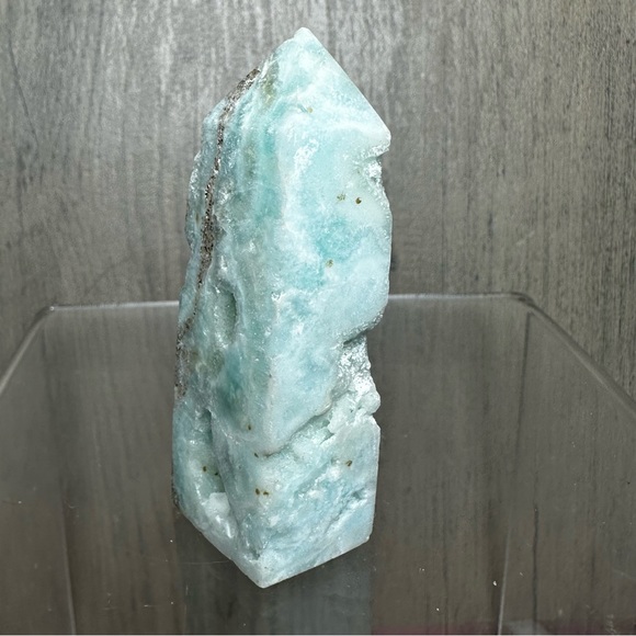 Blue Aragonite Crystal Stone Tower Point
Please see photos for measurements - Picture 8 of 10